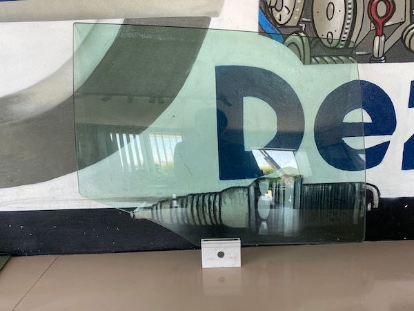 Geam duplex dublu laminat stanga spate Volvo V60 D6 HYBRID 2014+ 31335330 31385422