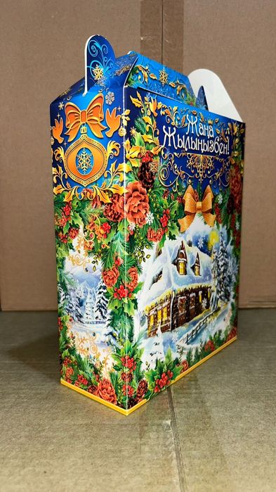 Новогодняя картонная  упаковка