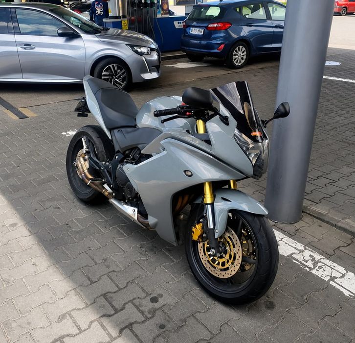 Honda CBR 600FA Motocicleta