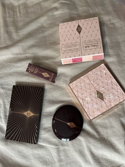 Продам косметику Charlotte Tilbury