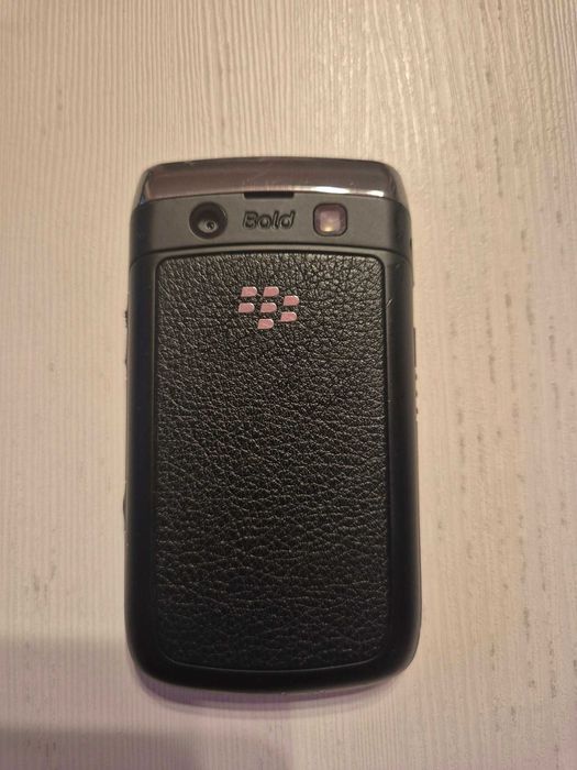 Telefon BlackBerry Bold 9700, funcțional, cu încărcător și adaptor SIM