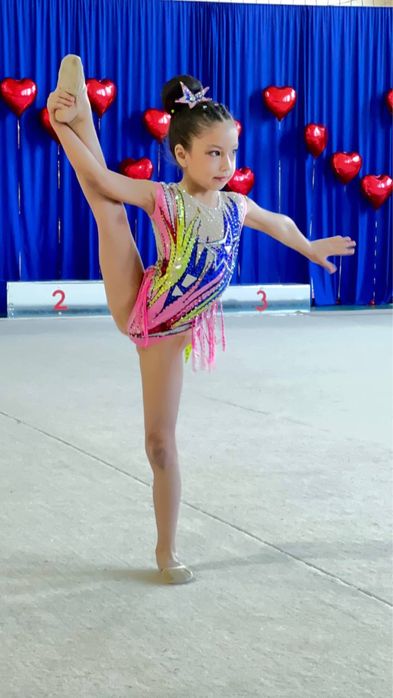 Купальник для художнственной гимнастики