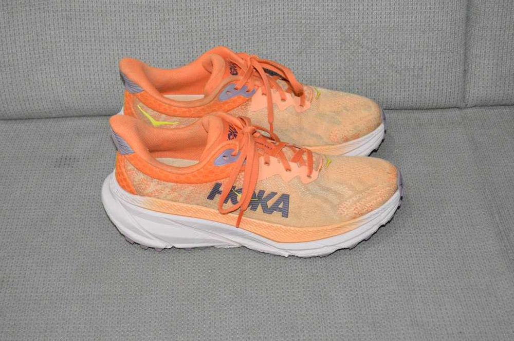 Hoka Challenger ATR 7 (Women's Trail/Road) 39 1/3