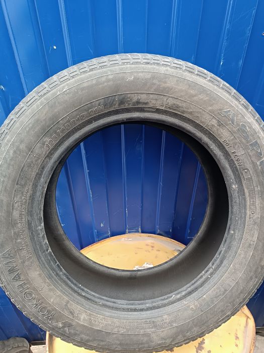 Продам б/у шину 195/65R15