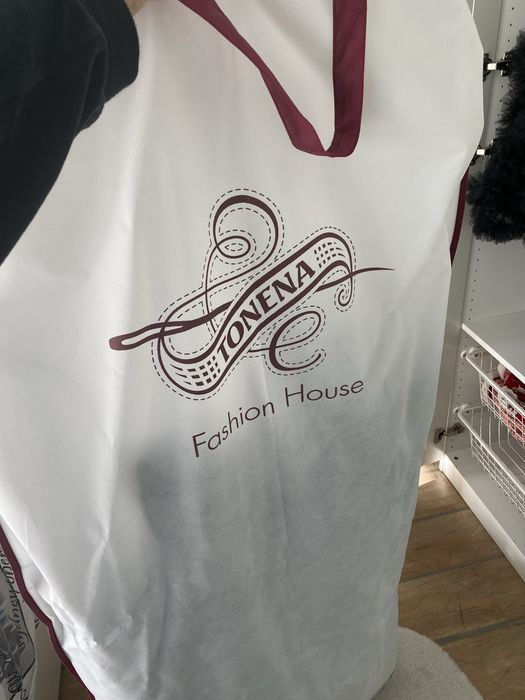 Официална рокля