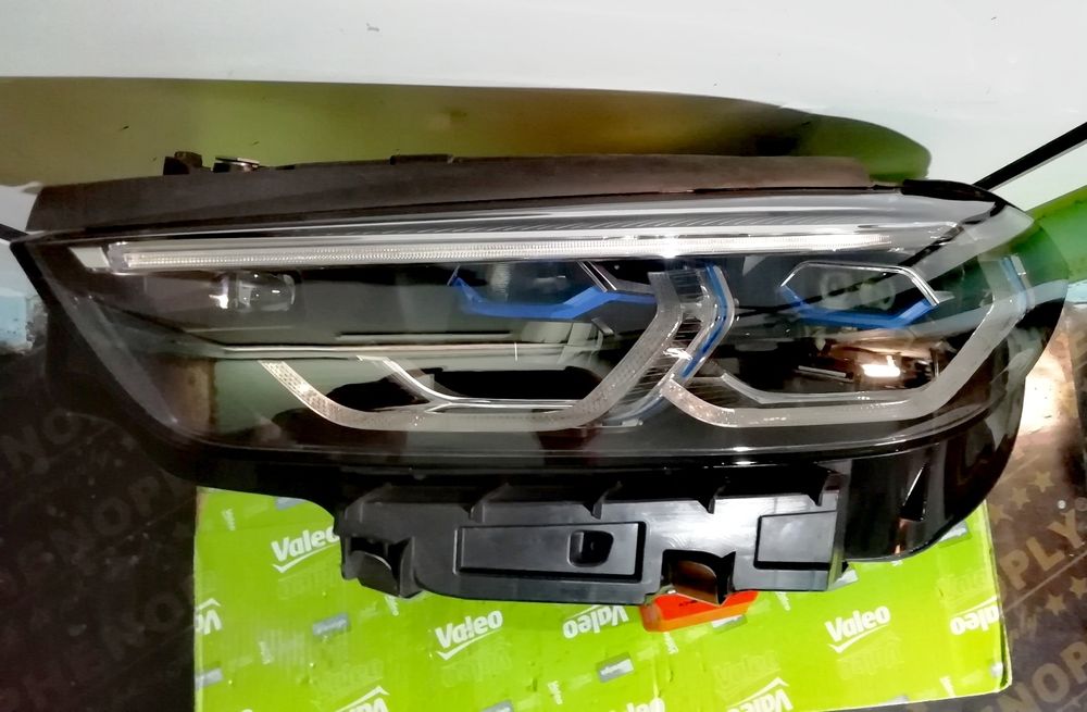 Фар фарове за БМВ 8 Г14 Г15 Г16 / BMW M8 G14 G15 G16 Laser Лазер.