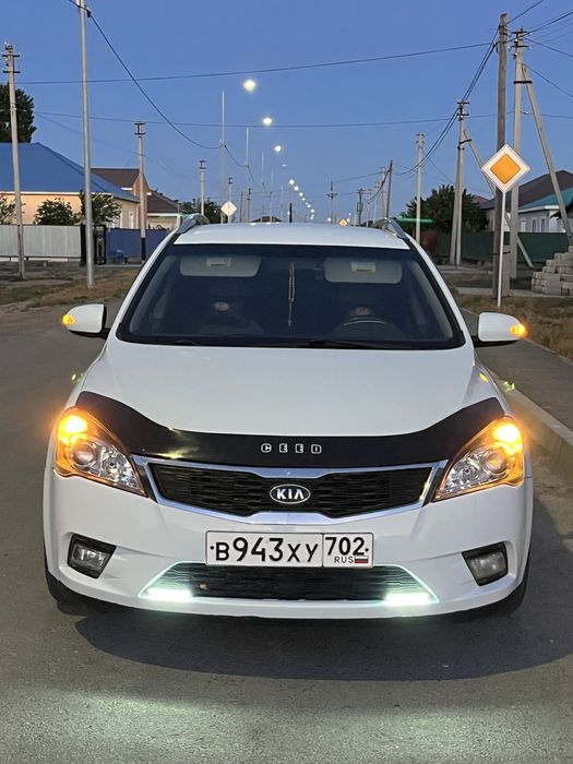 KIA CEED SW Универсал