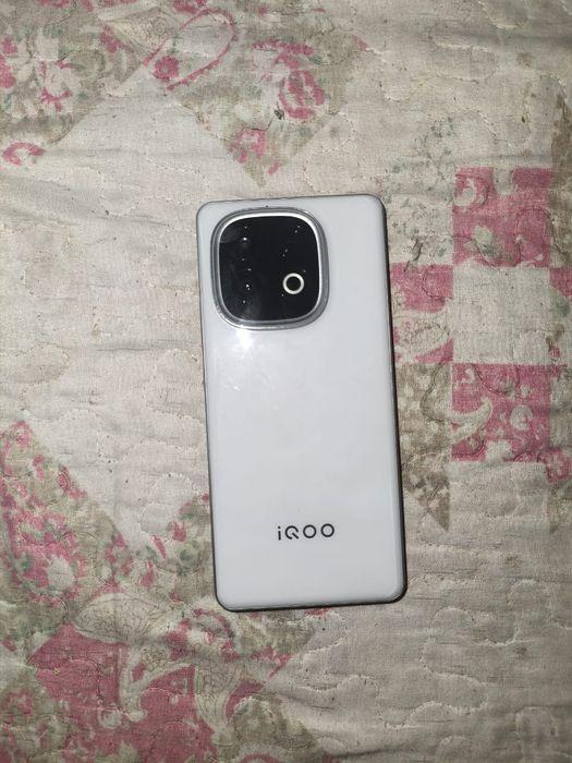 Iqoo z10 turbo 16/256