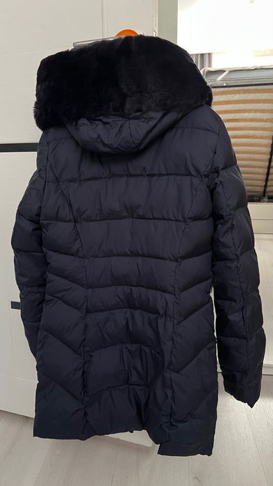 Продам зимний пуховик