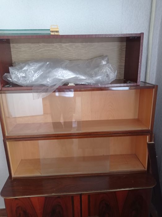 Продам старый шифонер