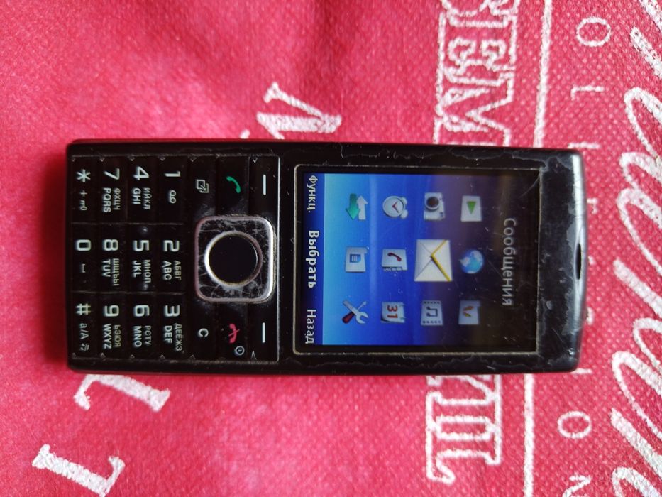 Продаётся телефон Sony Ericsson J108i