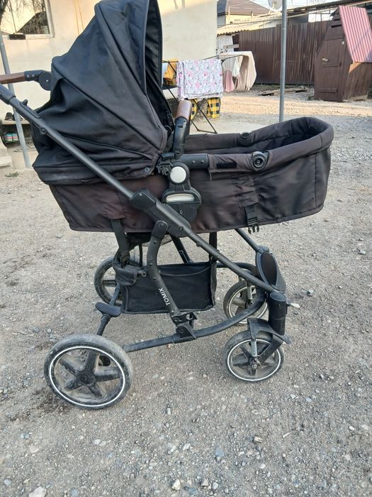 Продаётся коляска томикс