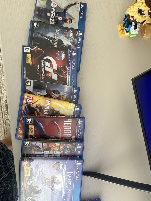 Продам диски на PS4slim