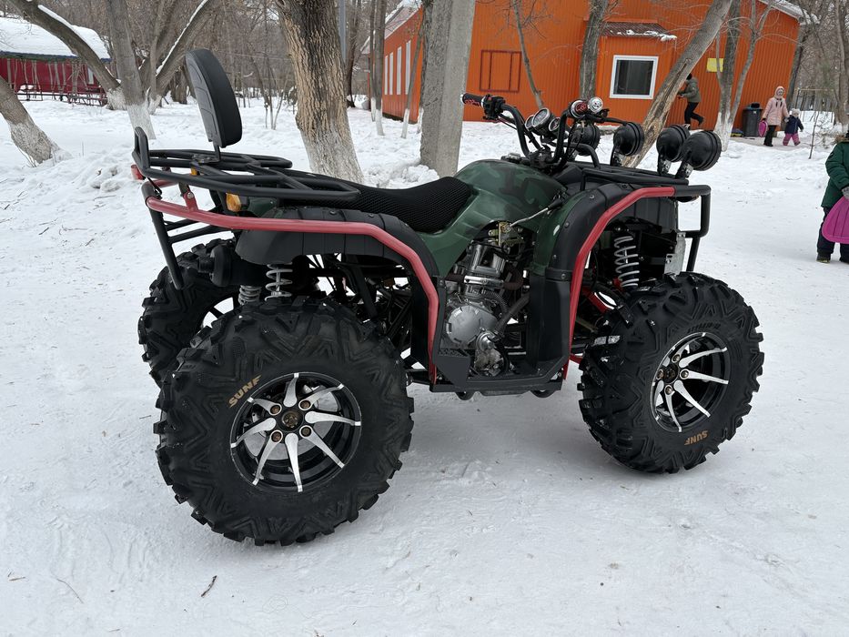 Квадроцикл 250 куб 4х4