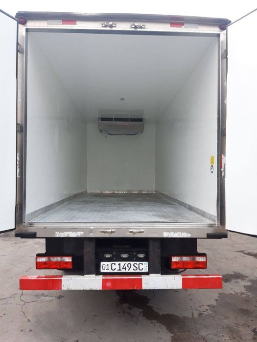 Срочно сотилади Юк машинаси бортлий фургон рефрижаторлий