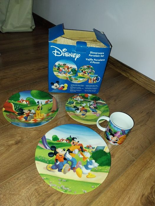 Детски порцеланов сервиз Мими маус