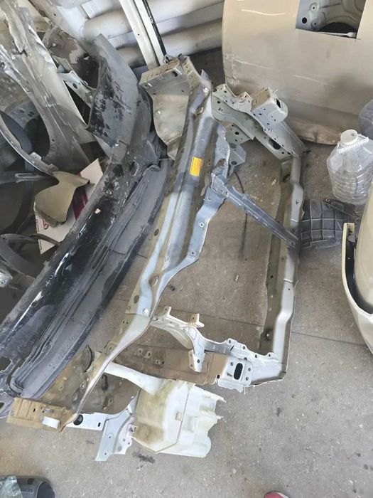 Телевизор радиатора на лексус ES350