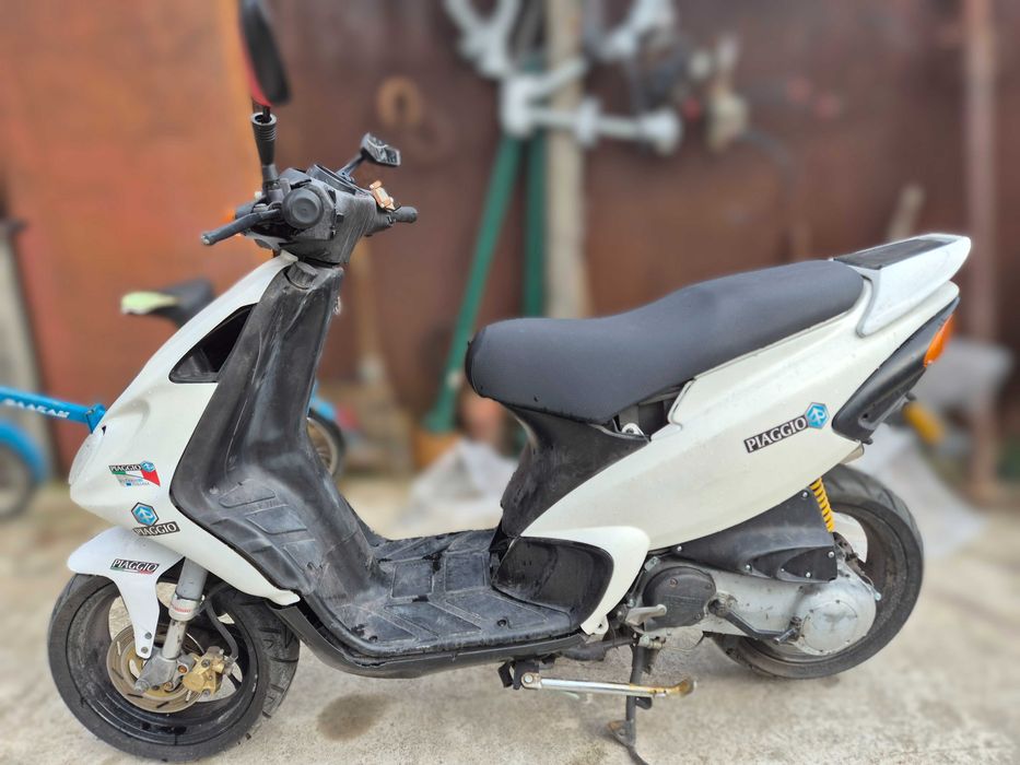 Продавам Скутер PIAGGIO.