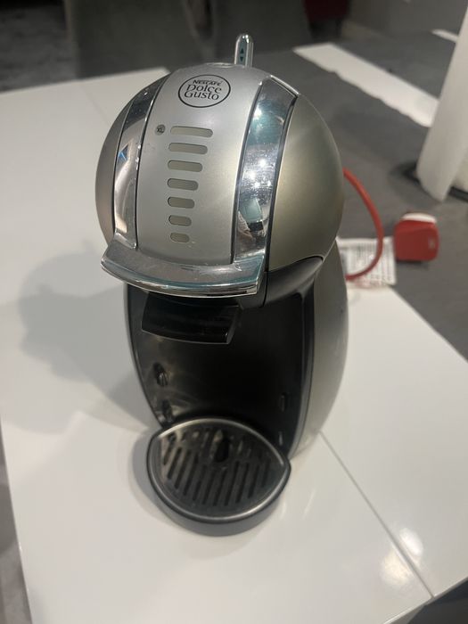 Капсульная кофеварка