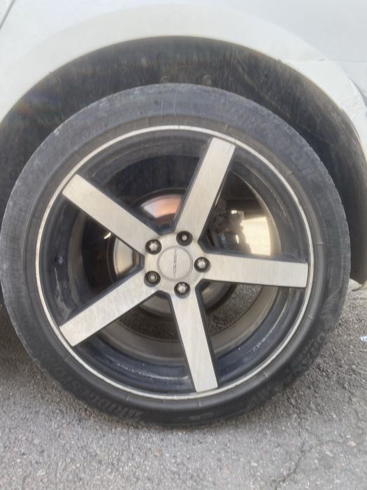 Продам диски с шинами