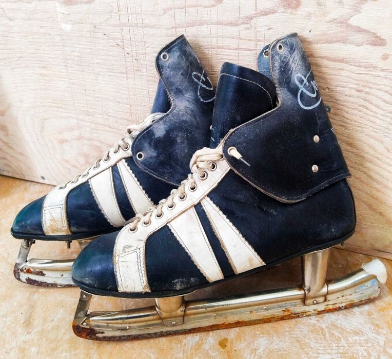 Коньки 44 р 4000т