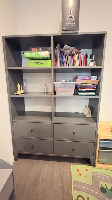 Продавам голям шкаф / библиотека IKEA – отлично състояние ikea