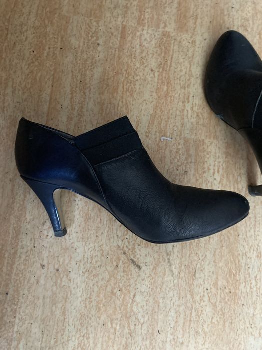 Дамски обувки, тип полуботи, италиански