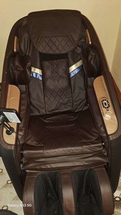 Кресло массажное очень много функций