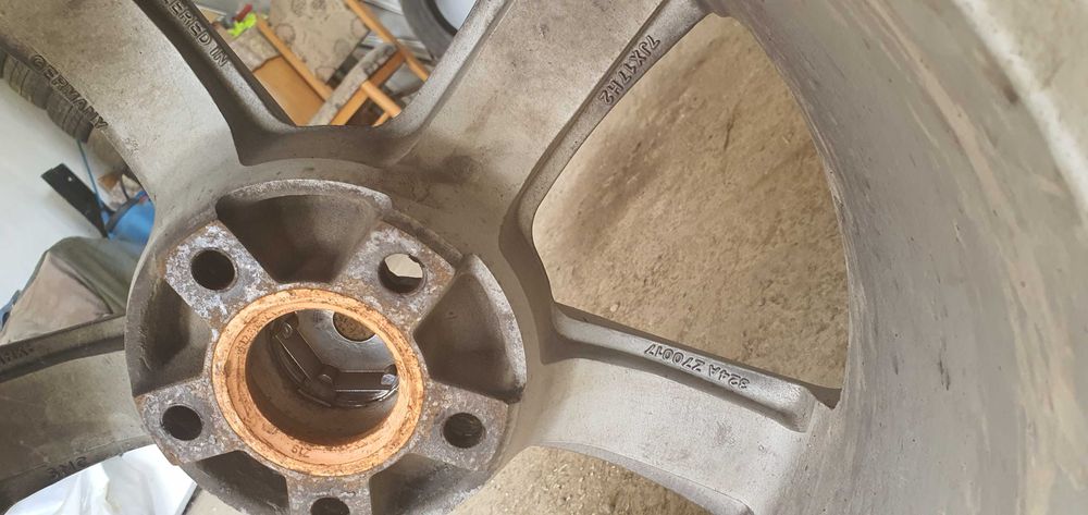 Jante 17 inch din aliaj -pana in 23.08.2025 avand pret fix de 700 lei.