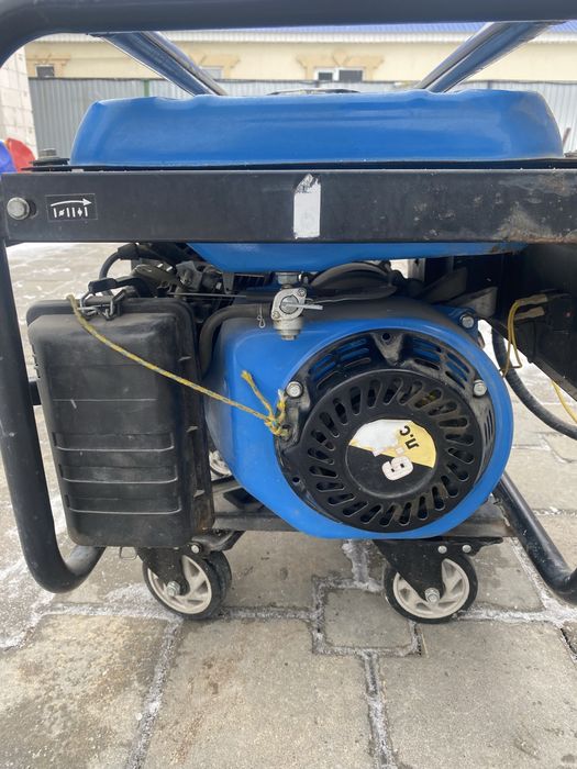 Генератор бензиновый 220В 3 кВт