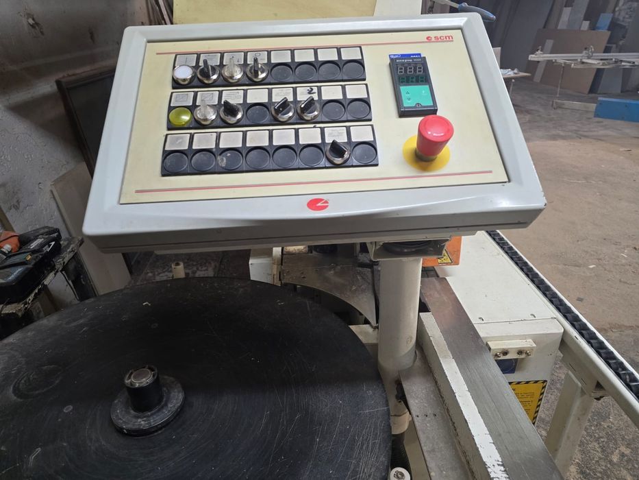 Circular si masina de cantuit