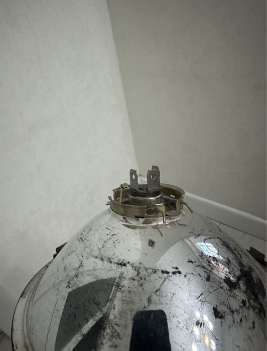 Продам фары от нивы