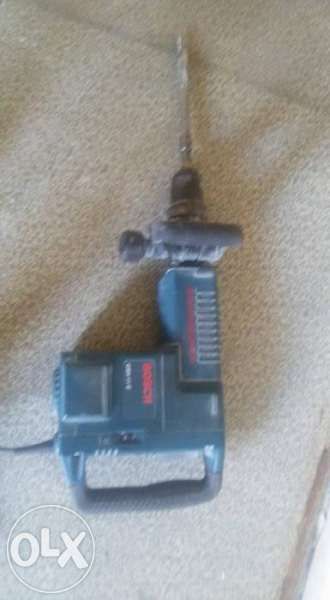 Къртачи къртачни услуги кърти бетон тухла плочки замазки