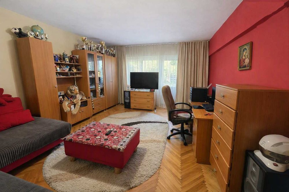 Apartament - vând sau schimb