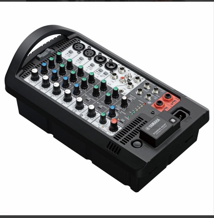 Портативная акустика Yamaha Stagepas 400BT