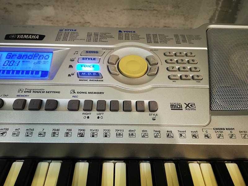 синтезатор клавир YAMAHA PSR-290 пиано динамична клавиатура