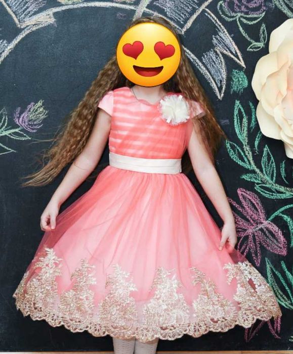 Платье на девочку