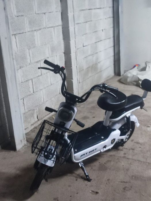 Электронный скутер