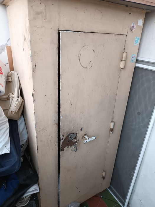 Сейф металический!