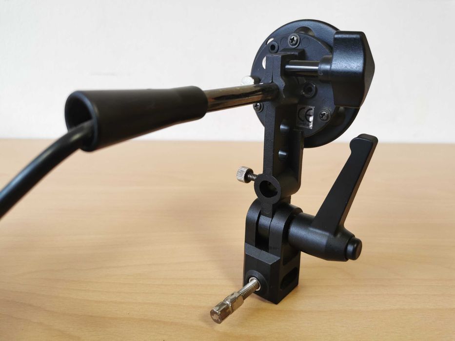 Стойка за чадър / софтбокс с вграден цокъл за крушка