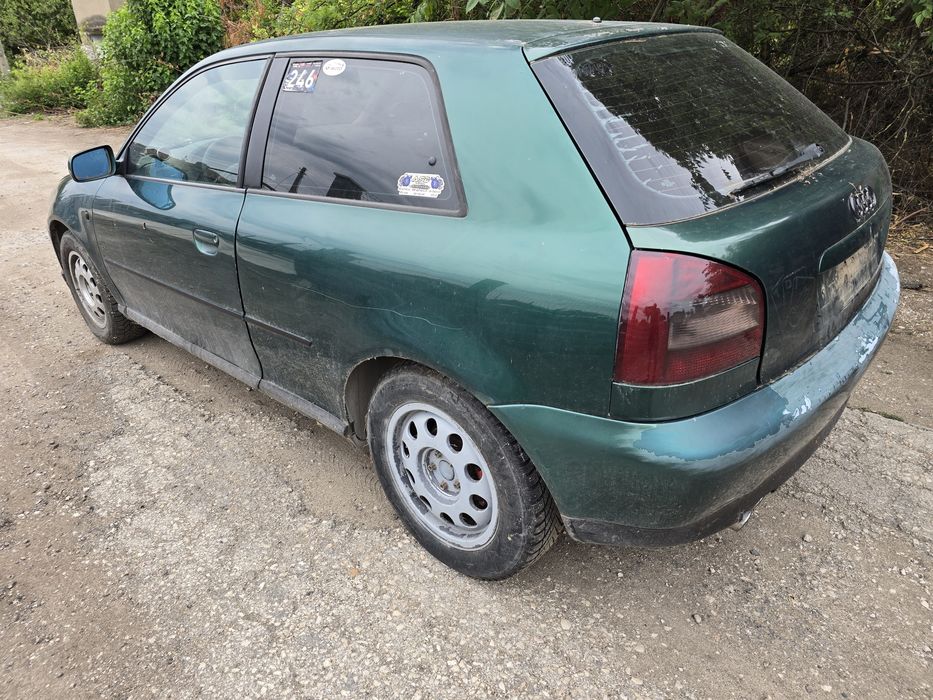 Продавам ауди а3 8л 1.9 90кс на части