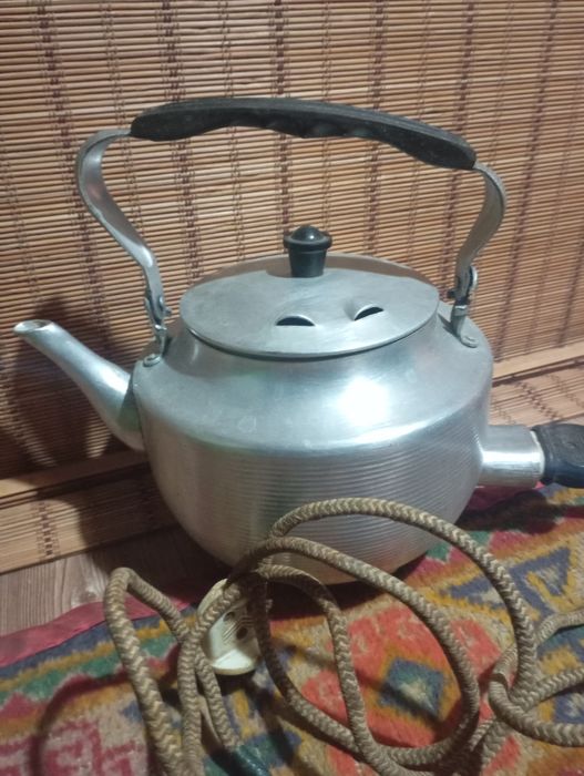 Электрочайник СССР, в отличном состоянии