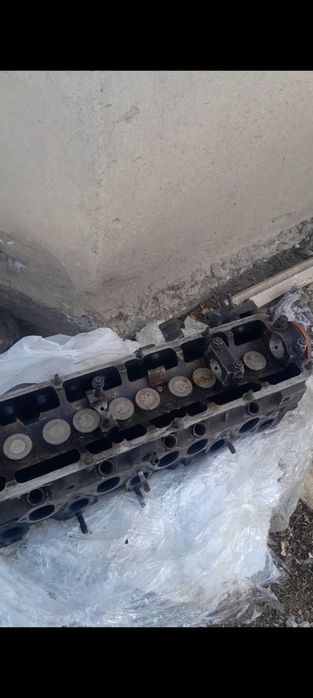 Продам головку от Ауди 100