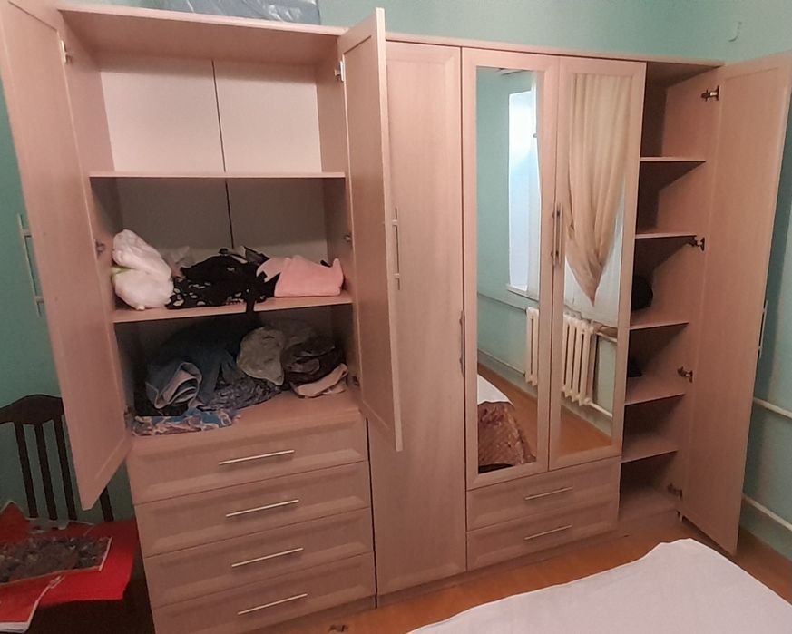 Срочно шкаф 100 000