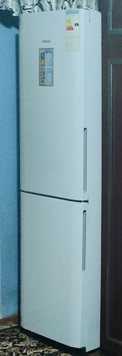 Позис холодильник билан 32талик телевизор сотилади