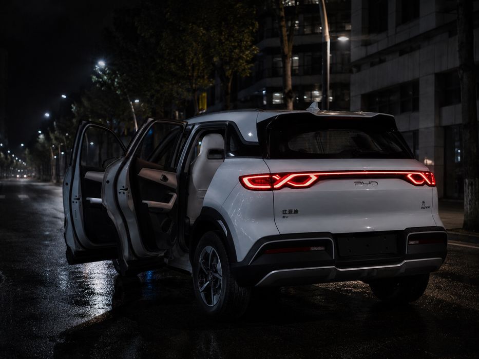 BYD Yuan Up2025 eng full