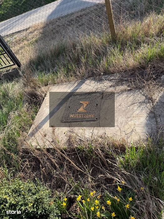 Casă spațioasă cu teren 806 mp