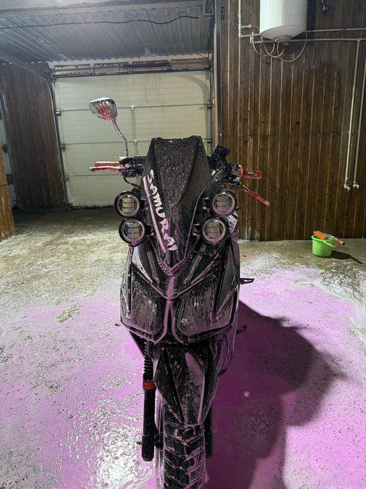 мопед самурай.