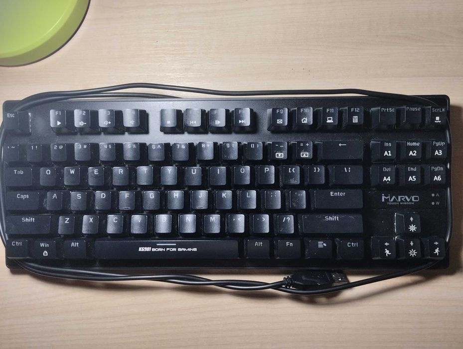 Геймърска клавиатура Marvo KG901 Born For Gaming Edition