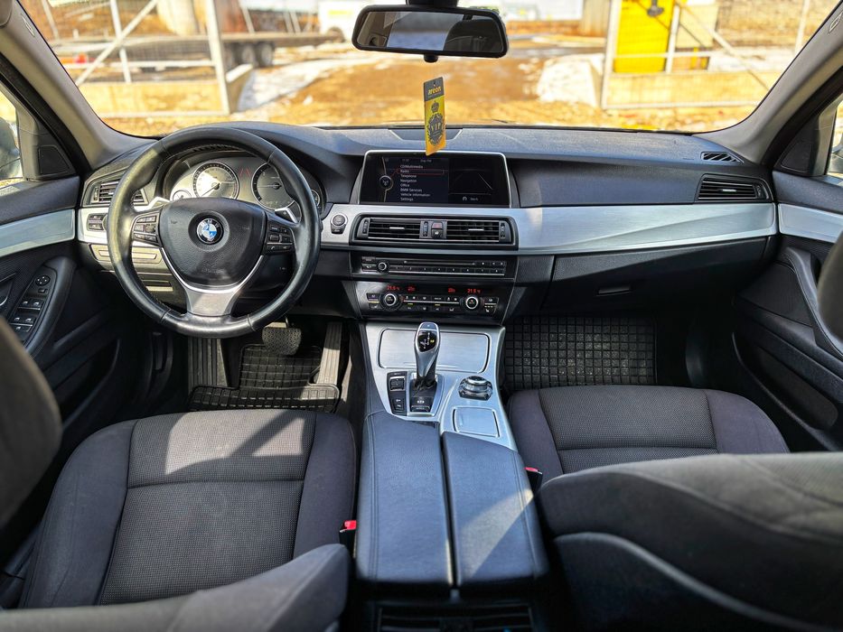 BMW 525D X-Drive 2012